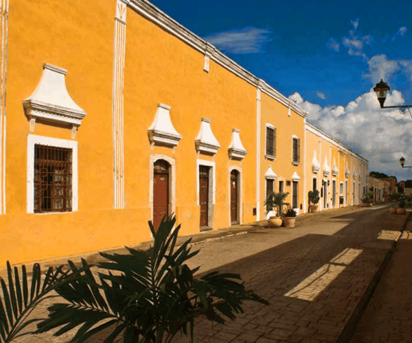 Traveliere Transfers - Cancun Airport Transportation